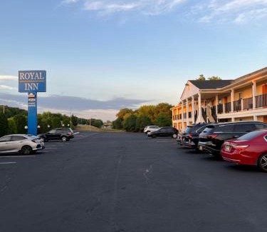 Neptune City Hotel | Royal Inn - Neptune
