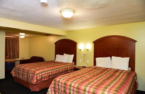 Green Acres Hotel | Royal Inn