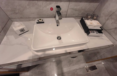 Georgetown Hostel | Royal International Hotel