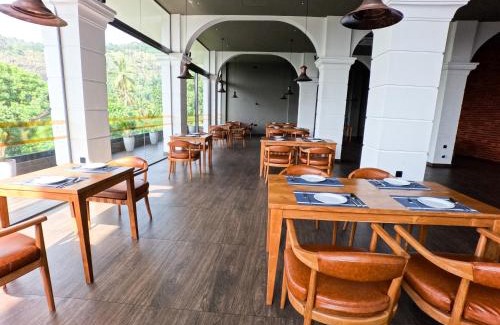 Galagedara Hotel | Royal Lion Hotel - Kandy Road, Galagadara