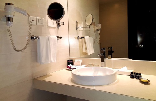 Kalyani Nagar Hotel | Royal Orchid Central Pune