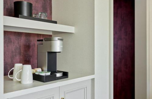 Rochester Hotel | Royal Park Hotel