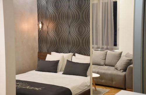 Slavija Apartment | Royal park