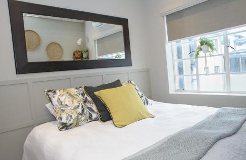 Paarl Apartment | Royal Pearl, Insta-worthy APT