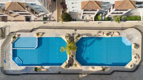 Old Town Apartment | Royal Seacrest F G6