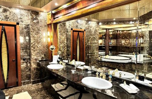 Centrs Hotel | Royal SPA & Hotel Resort
