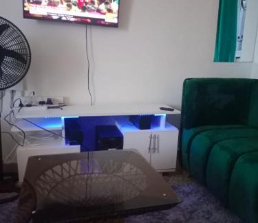Bamburi House | Royal Studio Apartment
