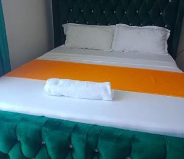 Bamburi House | Royal Studio Apartment
