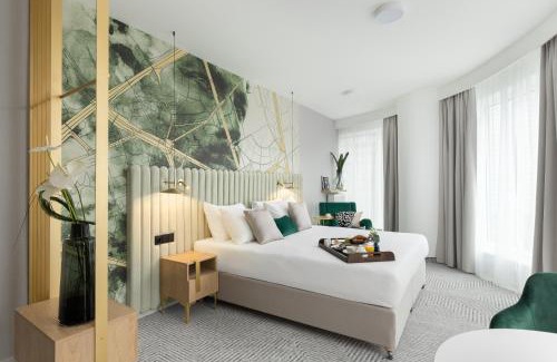 Mirow Apartment | Royal Tulip Warsaw Centre