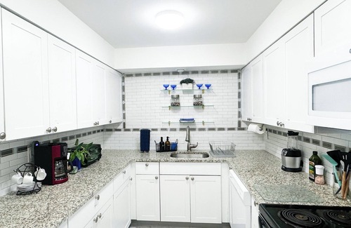 Oakland Park House | Royal Villa @ Blue Lizard – Adults ONLY