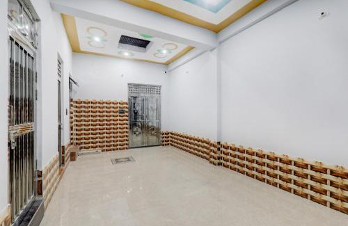 Bharthana Hotel | ROYAL VILLA HOTEL