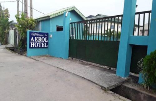 Oshodi-Isolo Cabin | Royalrex Hotel -Suite
