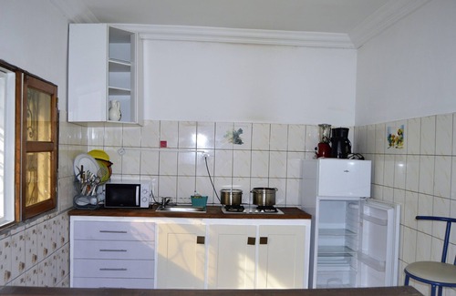 Kribi Apartment | Royan-Apartment-Deluxe-Ensuite with Shower-Garden view