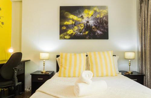 Lyttelton Manor Bed & Breakfast | Rozendal Guest House