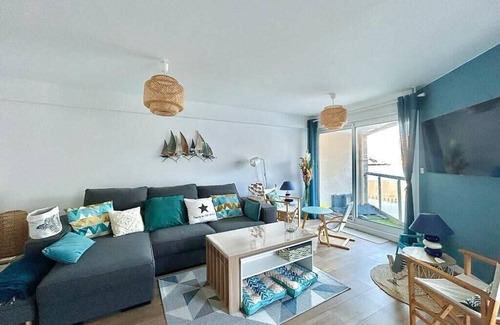 Binic-Etables-sur-Mer Apartment | Rsidence Les Bain - 1 min from the beaches