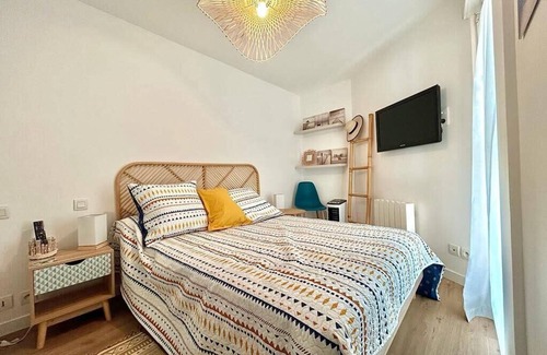 Binic-Etables-sur-Mer Apartment | Rsidence Les Bain - 1 min from the beaches