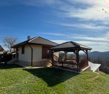 Mladenovac House | Rudnicka vila