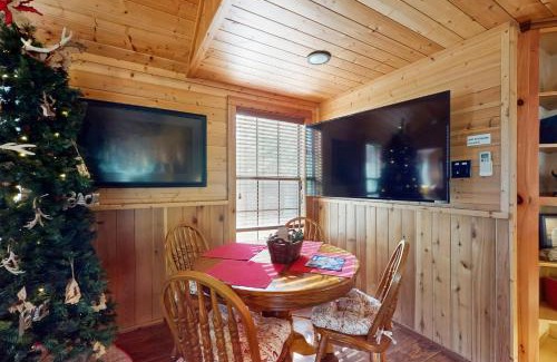 Ledbetter House | Rudolph - Reindeer Ranch at Round Top