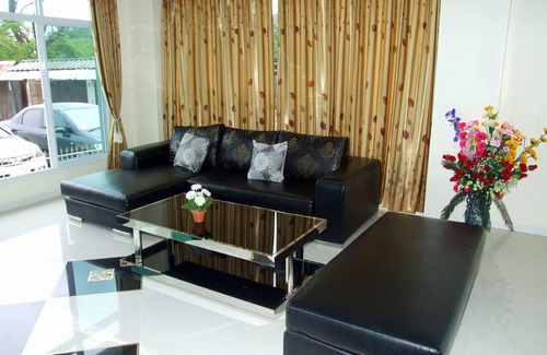 Roi Et Hotel | Rueanrimnam Hotel