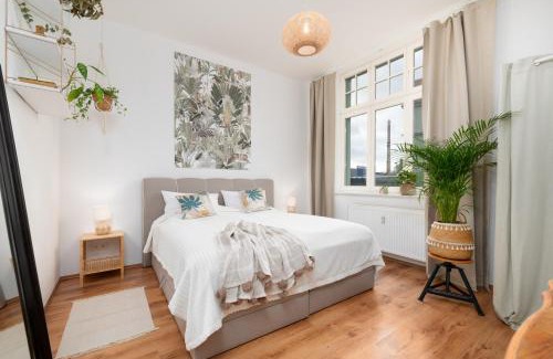 Magdeburg Apartment | Ruhig - Privatparkplatz - barrierearm Quiet - private car park - low barrier