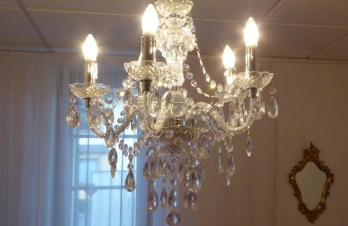 Eichenbuhl Apartment | Ruhige, charmante Ferienwohnung "Im Erftal"