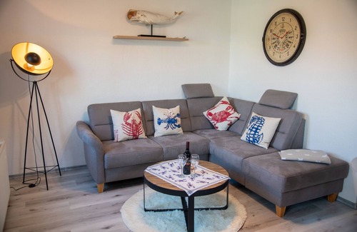 Greetsiel House | Ruhige Ferienwohnung mit Blick auf Deich- Ortskern nah