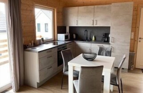 Marktschorgast Apartment | Ruhige Wohnung für 5 Personen mit Kamin