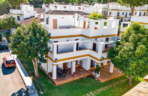 Pedreguer House | Ruhiges Eckreihenhaus mit Pool in La Sella Zarzas one Denia
