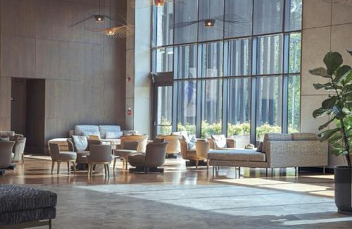 Shiqiao Hotel | Ruilan Courtyard-Cloud City View Light Hotel Guangzhou Panyu Branch-Canton Fair