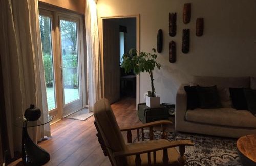 Erm Apartment | Rumah kita, bungalow met 2 slaapkamers in het mooie Drenthe