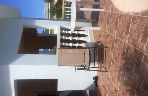Runaway Bay Villa | Runaway Bay Villa W/a Large Pool. Gorgeous