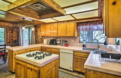 Running Springs Cabin | Running Springs Cabin w/Large Deck + View!