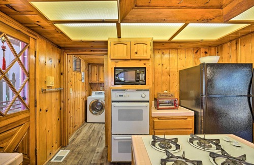 Running Springs Cabin | Running Springs Cabin w/Large Deck + View!
