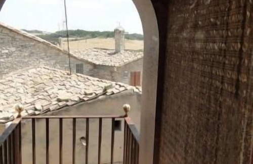 Portell Apartment | Rural apartment Cal Ventura Vell el Mirador 4 persons