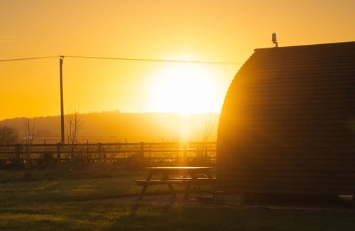 Grantham Cabin | Rural Cabin in the Lincolnshire Countryside