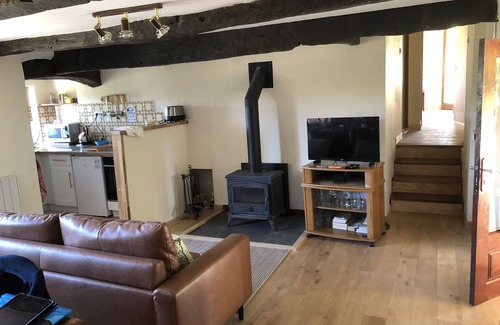 Auzits Cottage | Rural cottage, beautiful views,nLarge gardenn10min from the Château de Bournazel