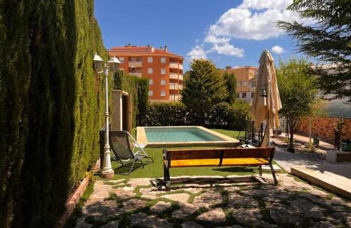 Biar House | Rural EL METGE Biar-Piscina Privada-Barbacoa-Calefacción-Chimenea