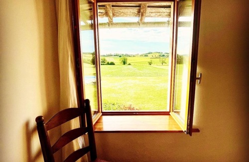 Saint-Severin House | Rural Farmhouse, Bright Open Plan, Private Infinity Pool, NEW kitchen/lounge