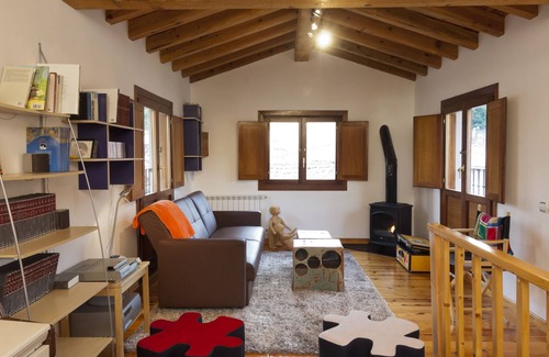 Torrecilla en Cameros Cottage | Rural house in nature (pets allowed)