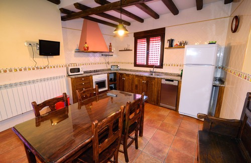 San Justo Cottage | RURAL HOUSE 8 PLAZAS TREFACIO