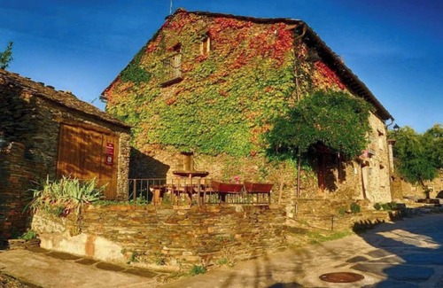 Campillo de Ranas House | Rural house El Abejaruco
