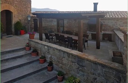 Olius Cottage | Rural house (full rental) Masia Pallares de Dalt for 10 people