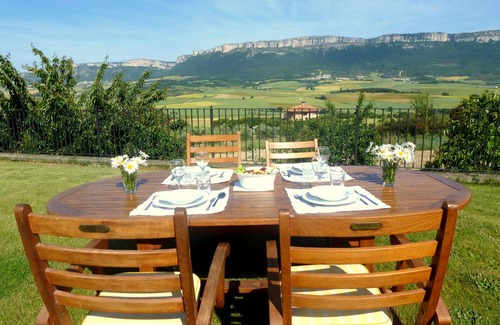 Galdeano Cottage | Rural house in Navarra with children and dogs for 8-10 people