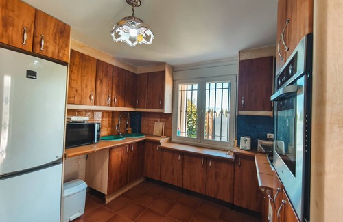 Padul Ski Chalet | Rural house in the countryside (minutes from Granada, Coast and Sierra Nevada).