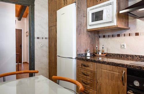 Zarapicos House | Rural House 'La Casa Del Carpintero' with Private Pool, Private Terrace, and Private Garden