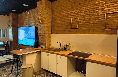 Eixample Apartment | Russafa, industrial-style apartment in the heart of Ruzafa (Rusafa).