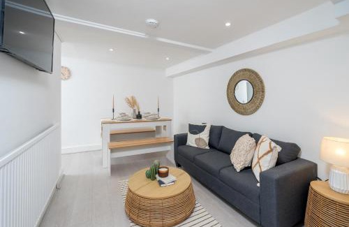 St. Pancras Apartment | Russell Sq Suite - 2 Bed Central London Apartment