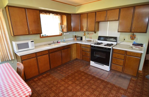 Cable House | Rustic and Cozy 2-bedroom Cabin on Lake Namakagon with Private Dock!
