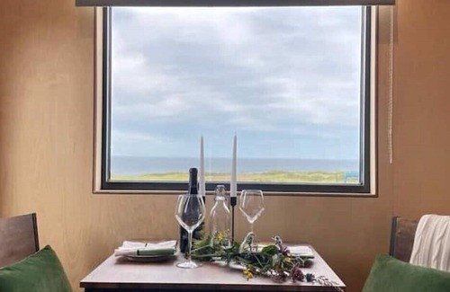 St. Andrews Cabin | Rustic cabin 10, sea views from rewilded farm