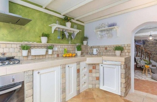 Nova Vas Villa | Rustic Casa Dvi Mendule with swimming pool